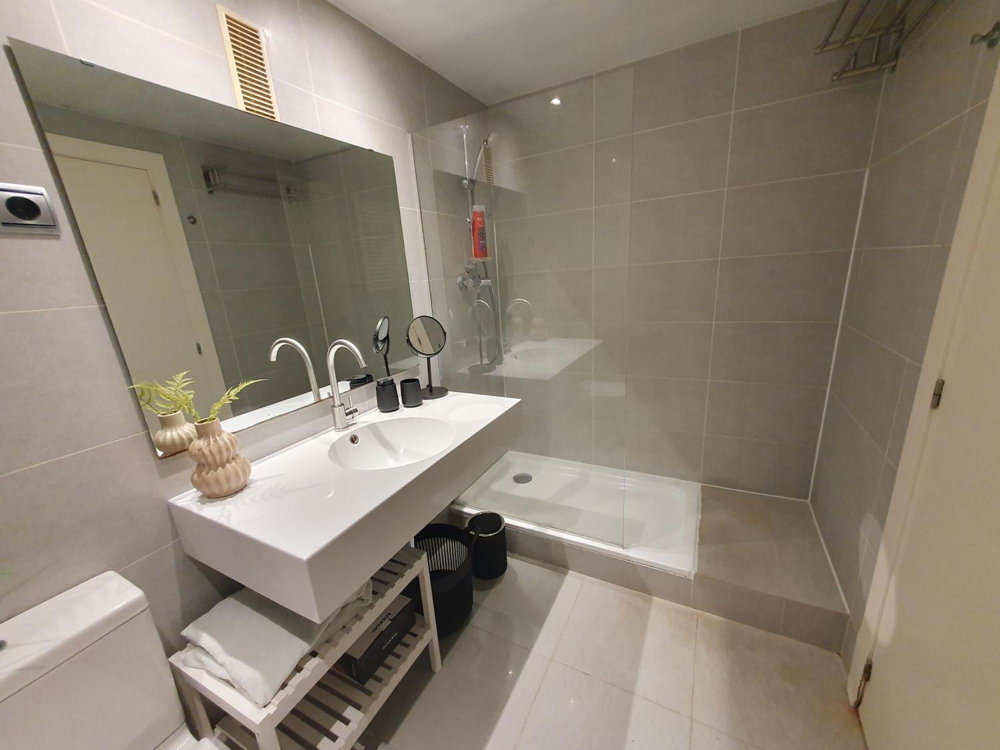 Modern In Diagonal Mar Appartement